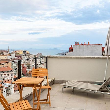 Mesmerizing Flat With Bosphorus View In Beyoglu Daire İstanbul Dış mekan fotoğraf