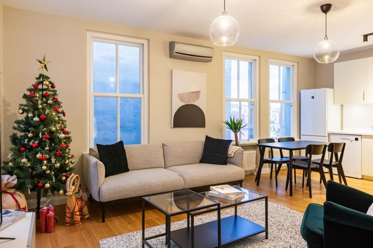 Mesmerizing Flat With Bosphorus View In Beyoglu Daire İstanbul Dış mekan fotoğraf