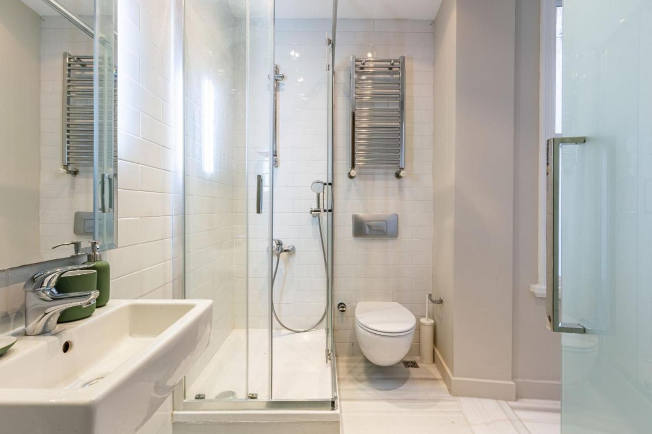 Mesmerizing Flat With Bosphorus View In Beyoglu Daire İstanbul Dış mekan fotoğraf