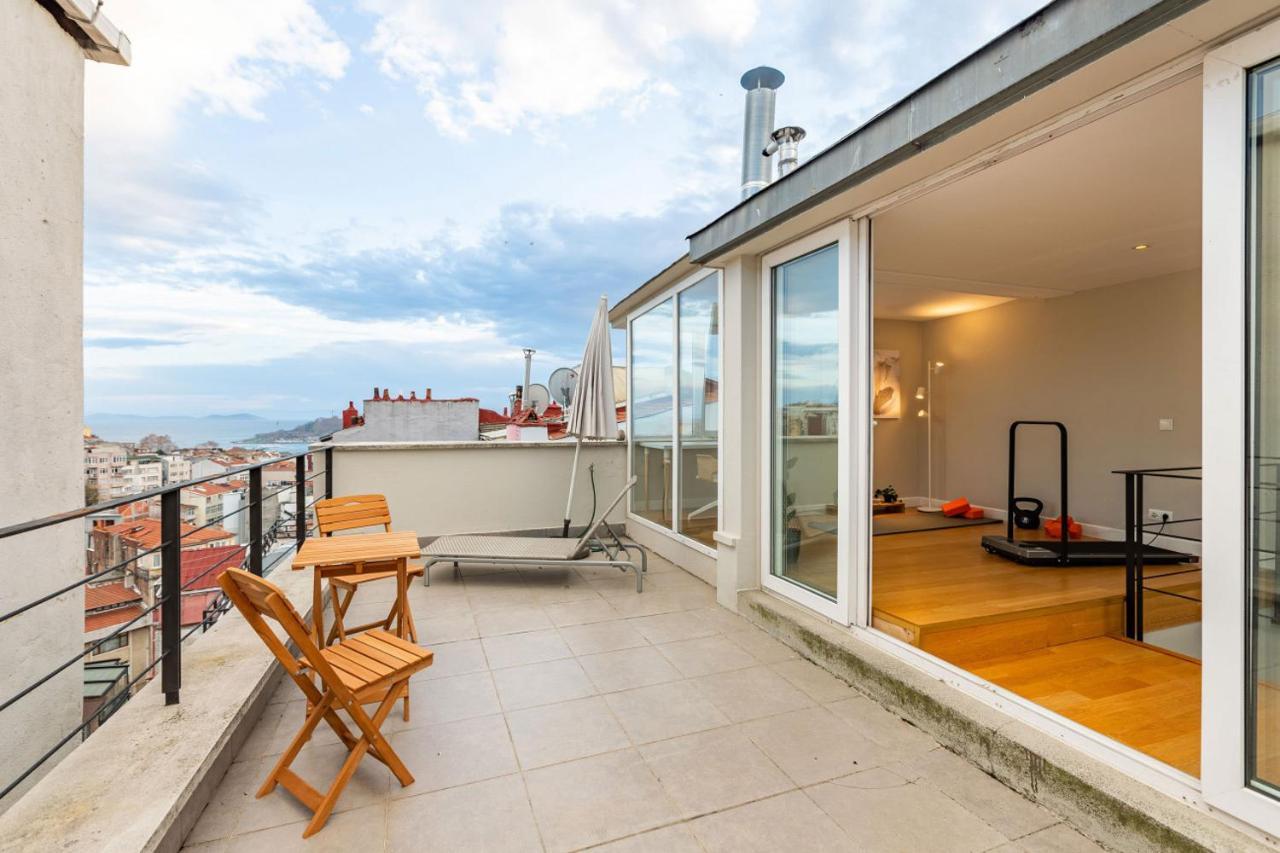 Mesmerizing Flat With Bosphorus View In Beyoglu Daire İstanbul Dış mekan fotoğraf