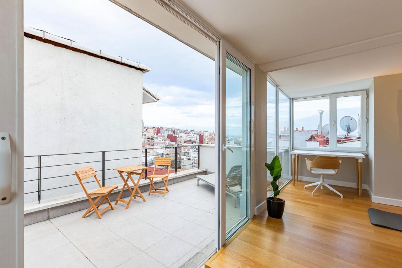 Mesmerizing Flat With Bosphorus View In Beyoglu Daire İstanbul Dış mekan fotoğraf